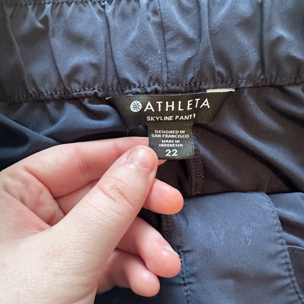 Athleta Skyline Pant in Navy